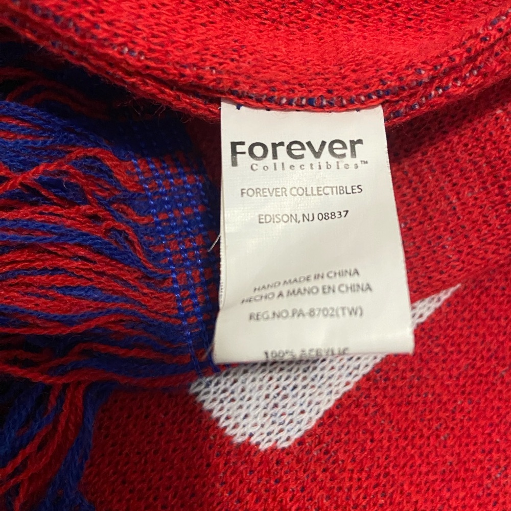 Forever Collectibles Blue and Red Giants Scarf - Picture 6 of 6